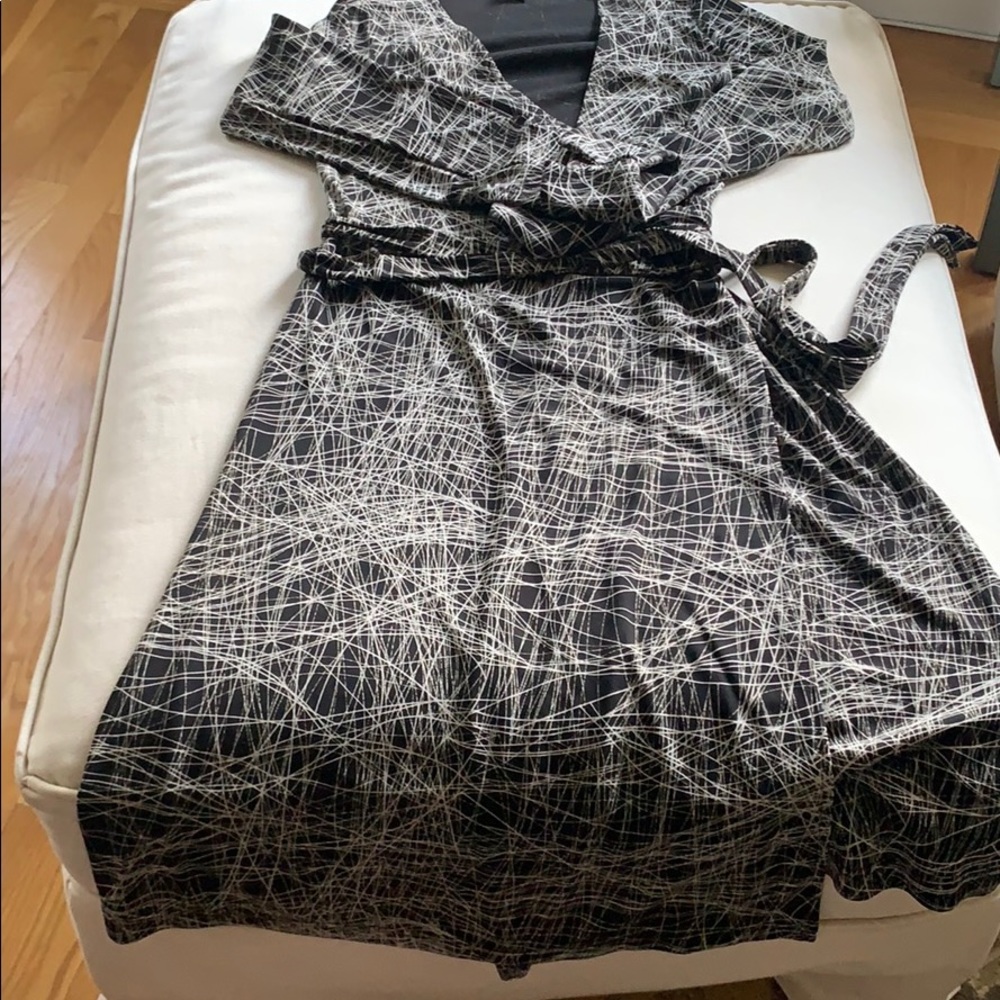 Black and Whote Wrap Dress